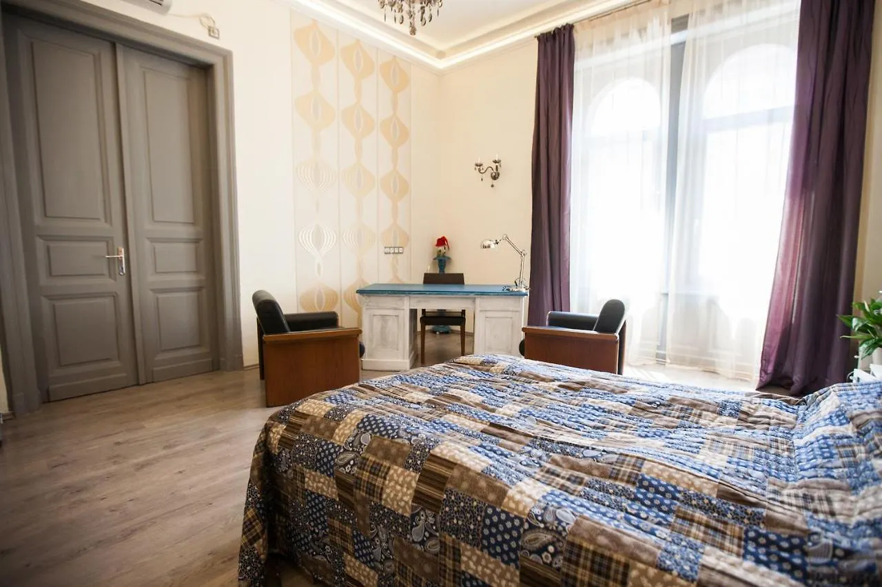 N42 By Small Home Budapest